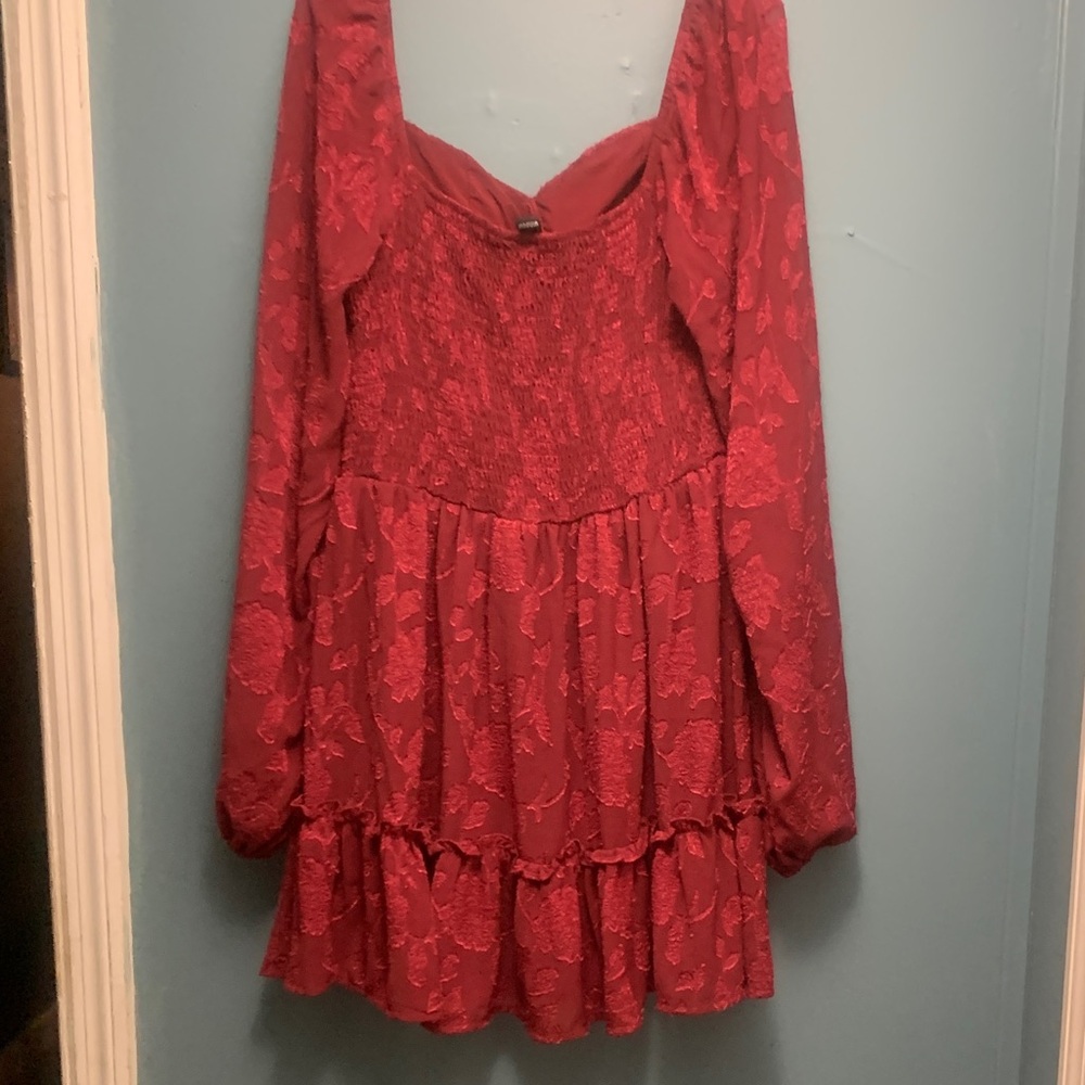 Windsor Women's Red Textured Long-Sleeve Mini Dress - Picture 5 of 6